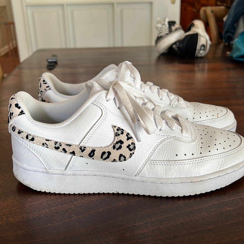 Nike sneakers with animal print accent